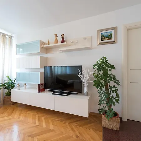 Apartment Vilea