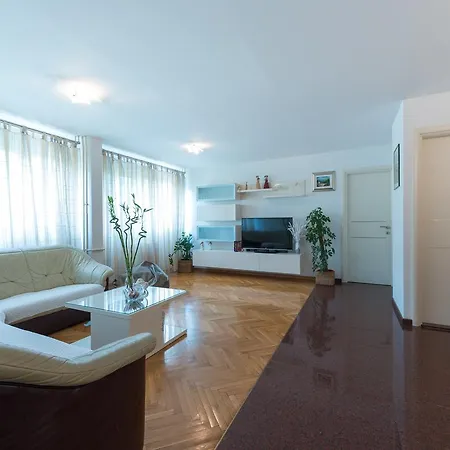Apartment Vilea